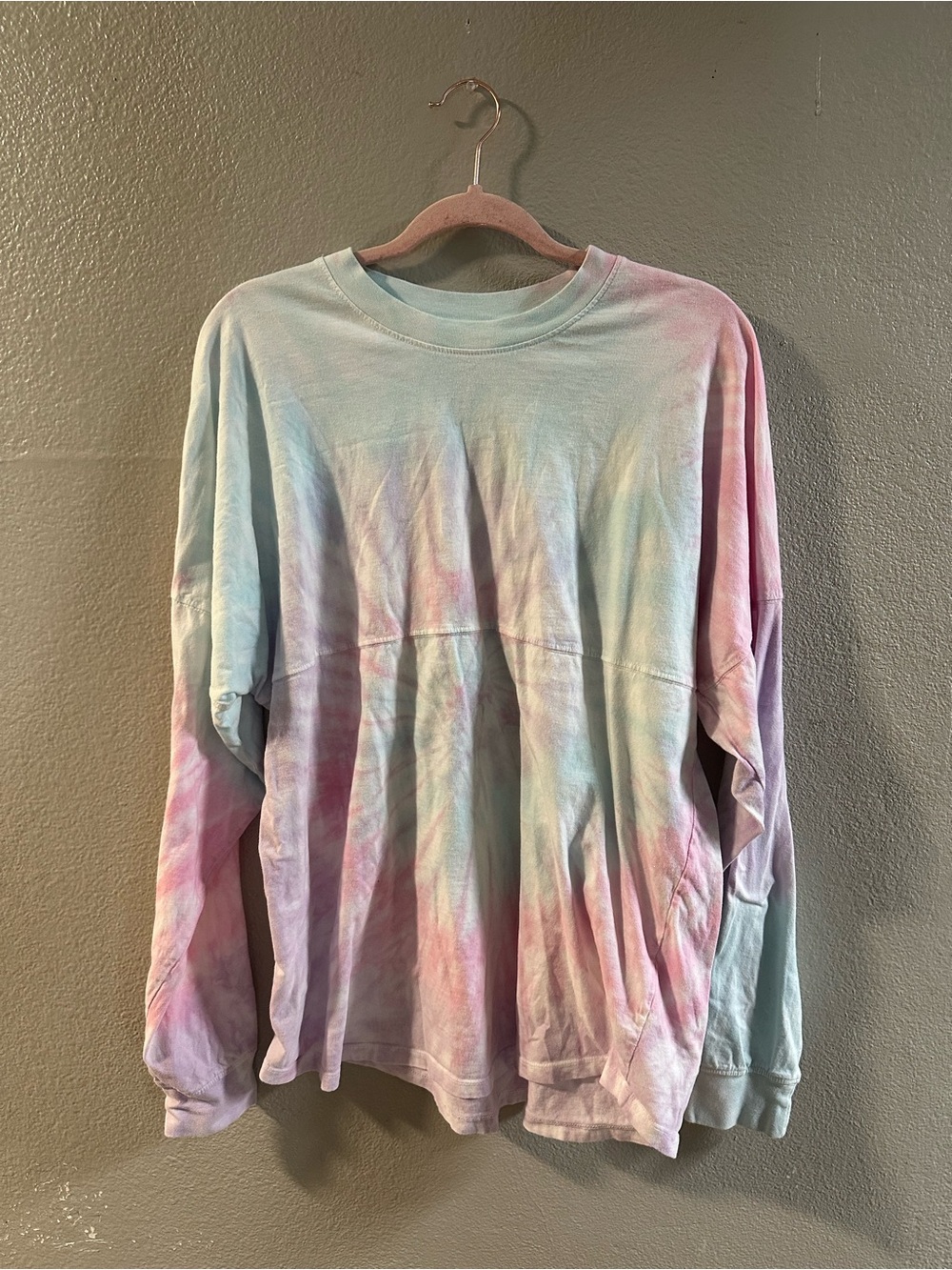 Southern Spirit Tie-Dye Cotton Pullover Size Medium Like New